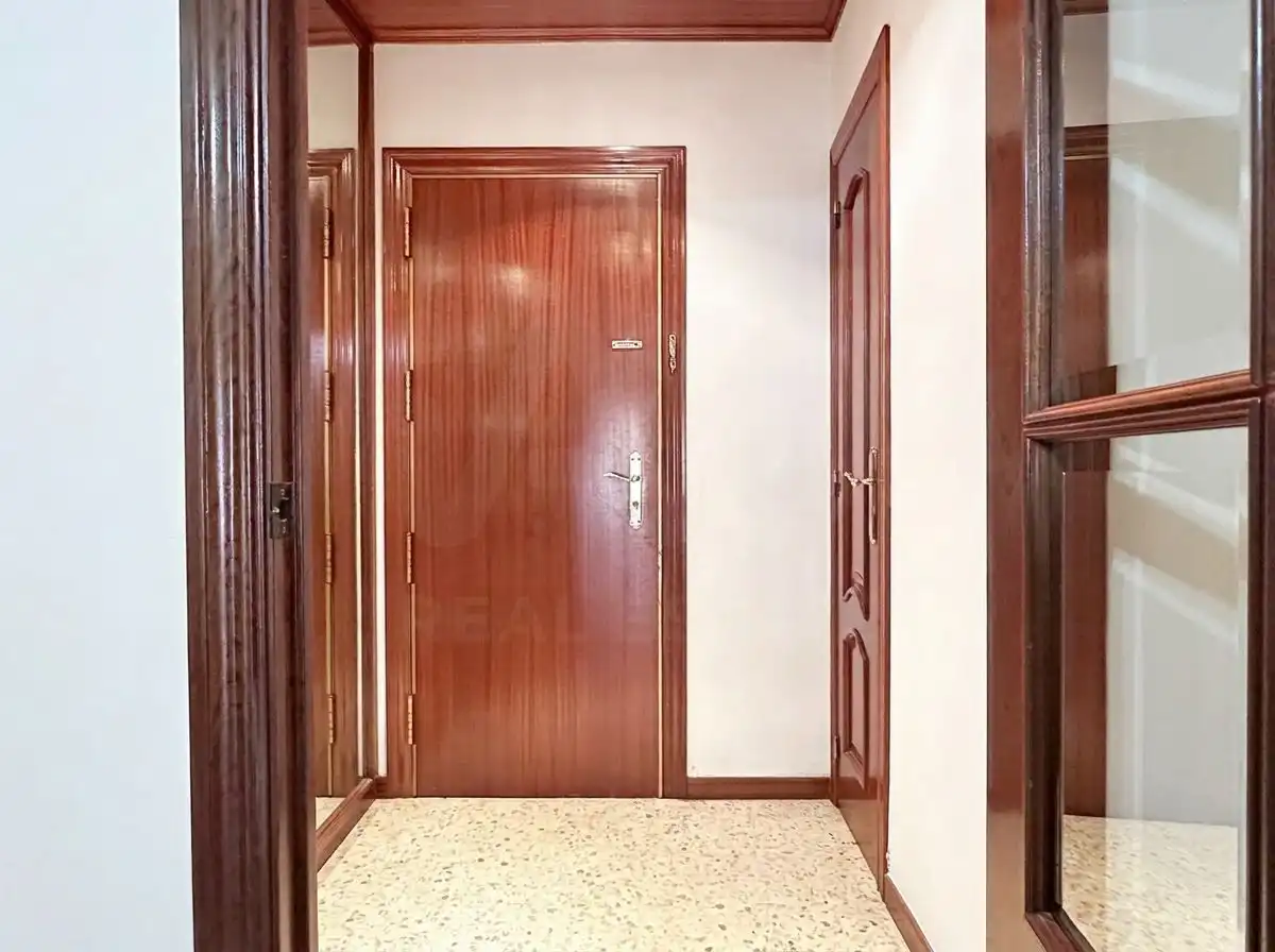 Wohnung mit Aufzug zum Verkauf in Avinguda d'Isabel la Catòlica, imagen 4