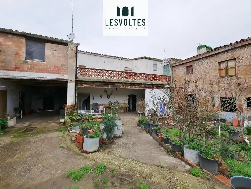 Vista exterior de Casa o chalet en venta en Parlavà con Jardín privado, Terraza y Trastero