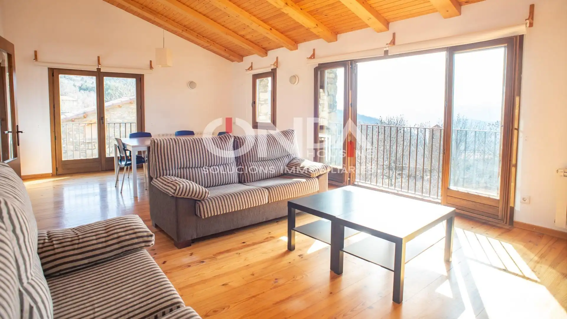 Living room of Houses for sale in El Pont de Suert  with Heating, Private garden and Furnished