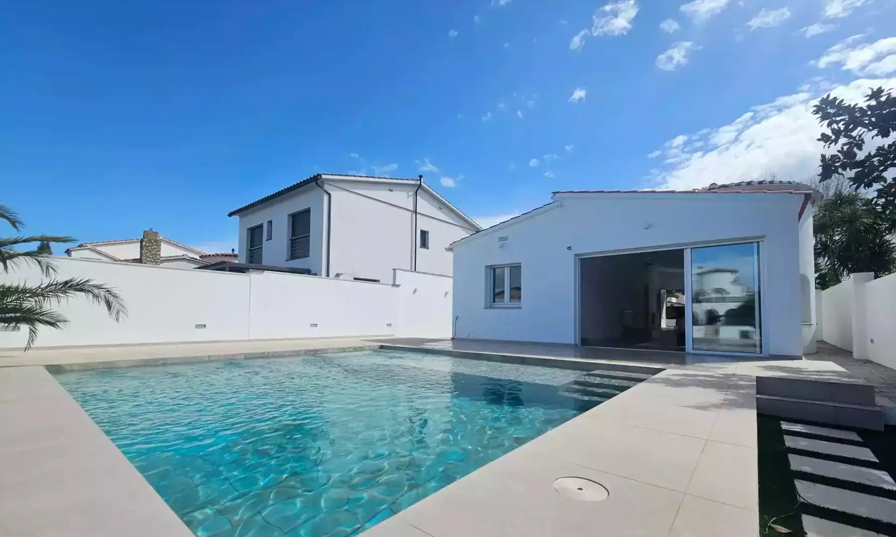 Piscina de Casa o xalet en venda en Centre - Sant Josep - Sanfeliu