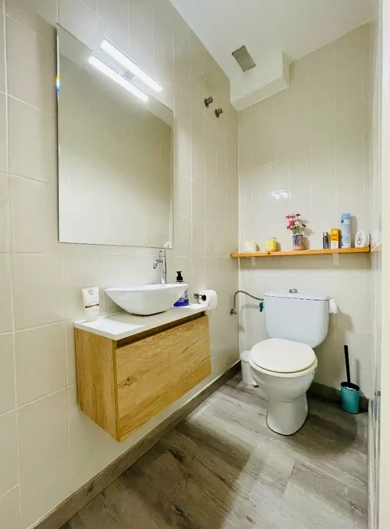 Baño de Dúplex en venta en Corbera de Llobregat con Calefacción, Parquet y Terraza