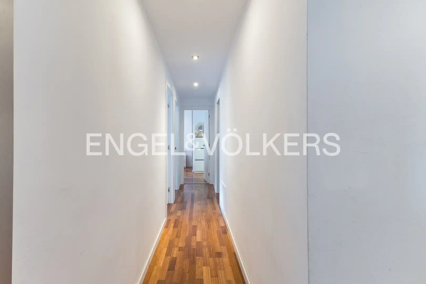 Flat for sale in Sant Joan Despí  with Air Conditioner, Heating and Parquet flooring