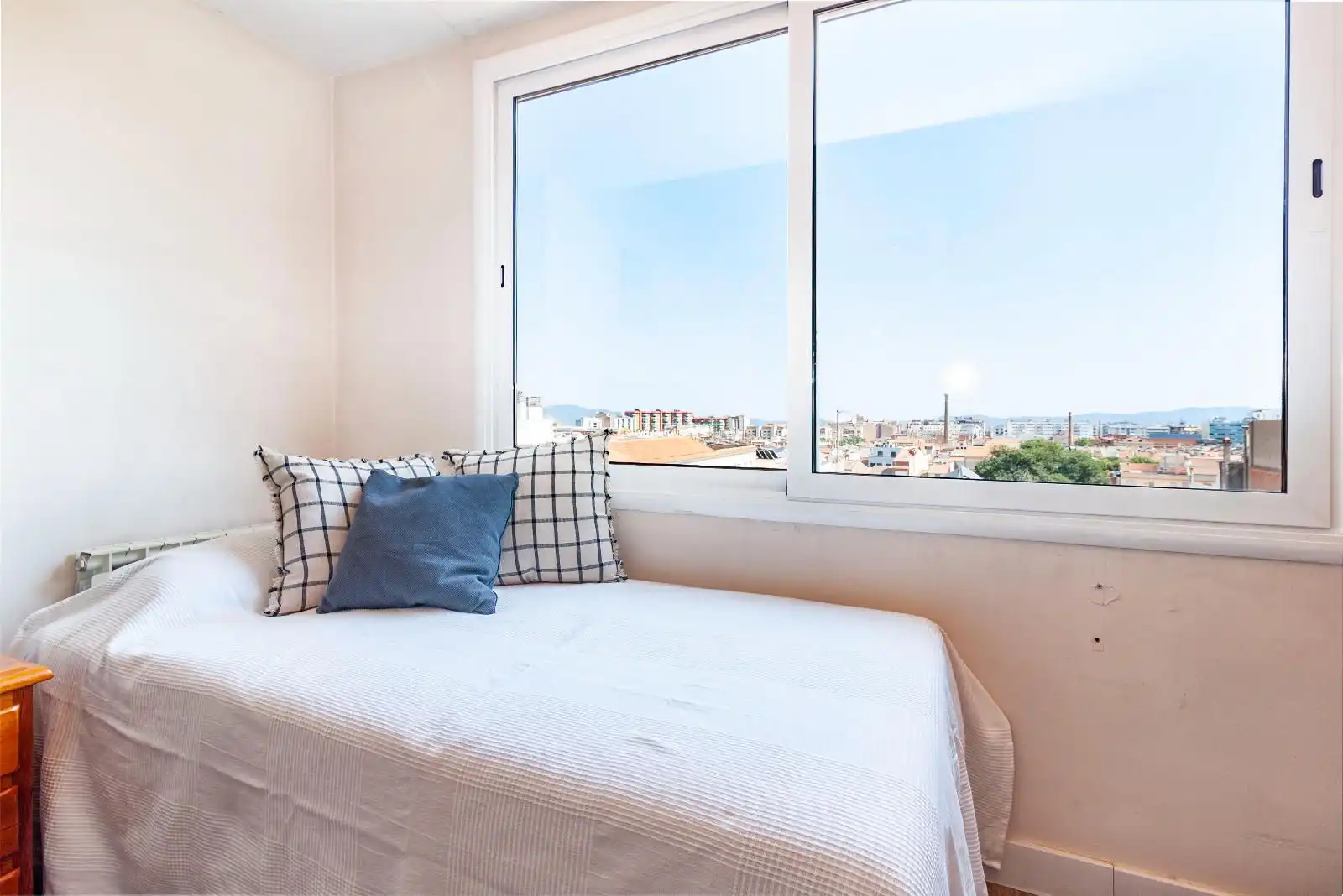Schlafzimmer von Wohnung zum Verkauf in Sabadell mit Heizung, Parkett und Terrasse