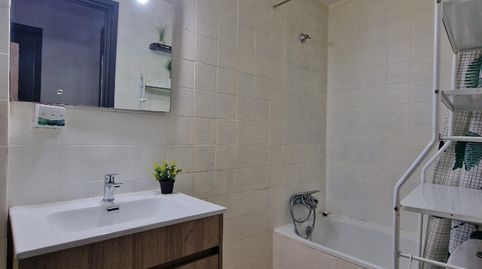 PISO PARA ENTRAR A VIVIR EN ZONA COMERCIAL, imatge 3