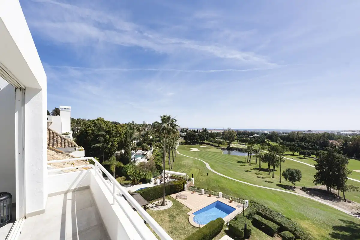 Dúplex amb piscina en venda a Nueva Andalucía, imagen 18