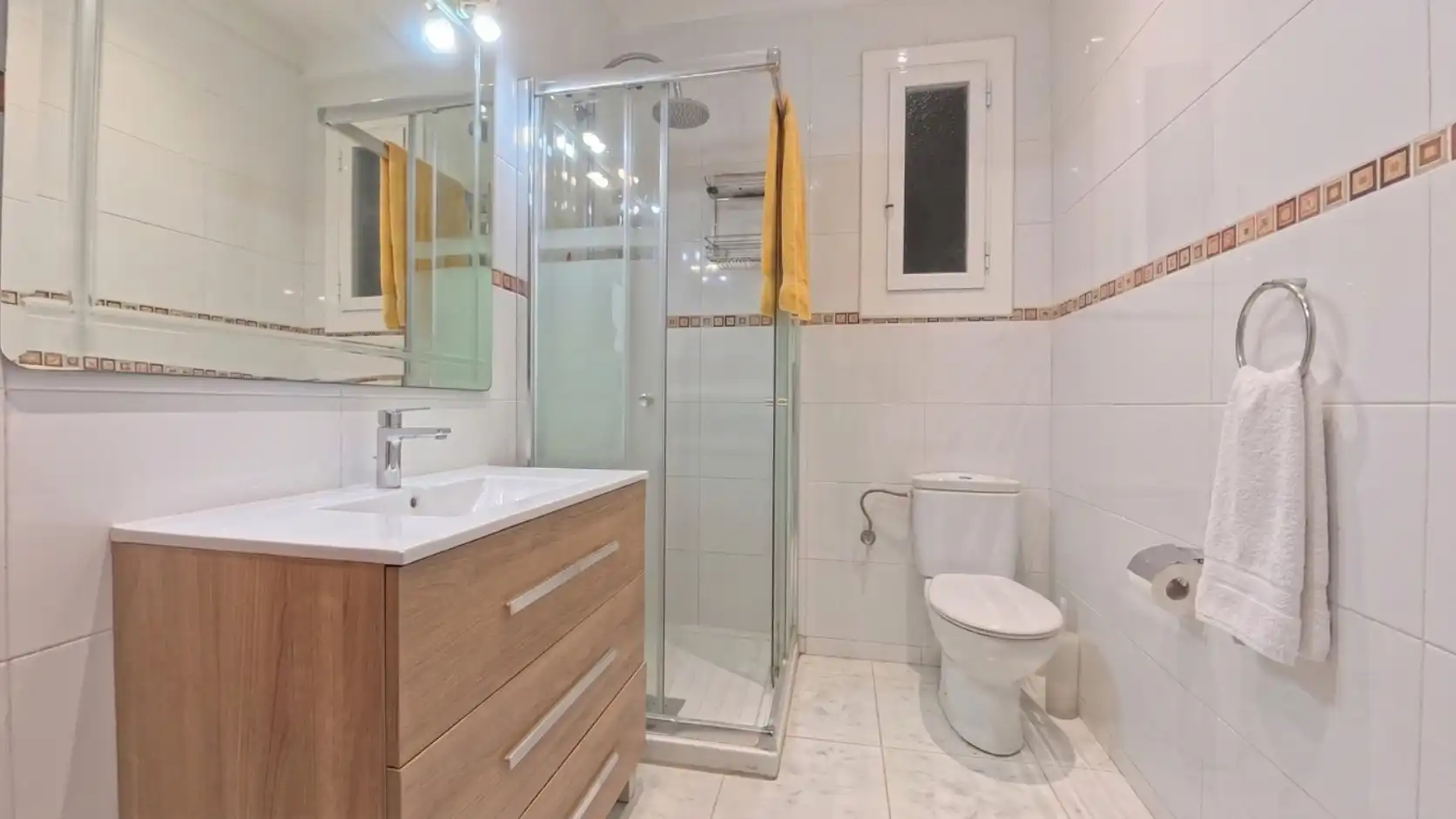 Baño de Piso en venta en Cunit con Aire acondicionado, Jardín privado y Piscina