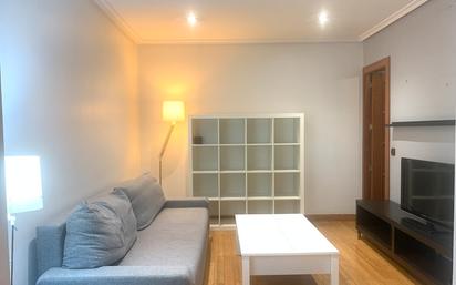 Living room of Flat for sale in  Madrid Capital  with Air Conditioner