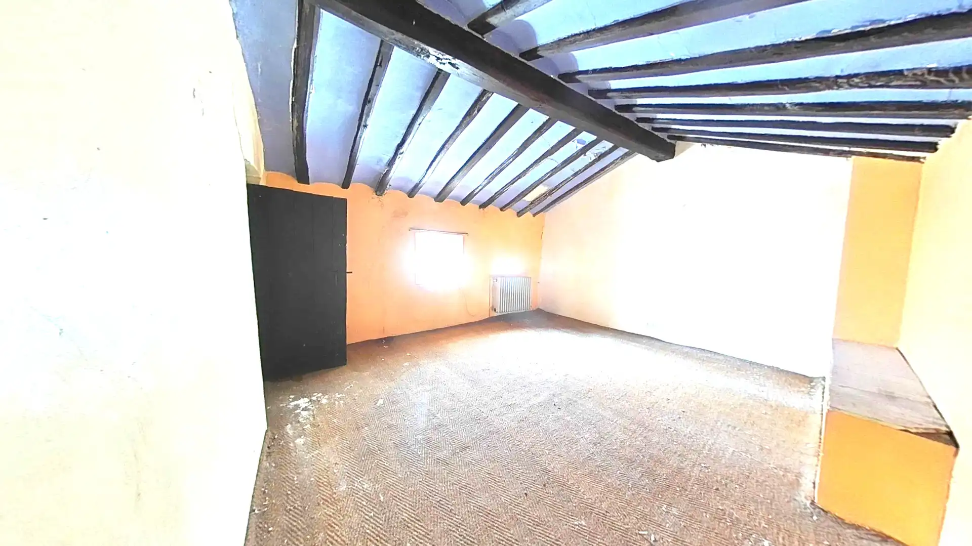 Casa adosada en venta en Galar con Calefacción, Terraza y Horno