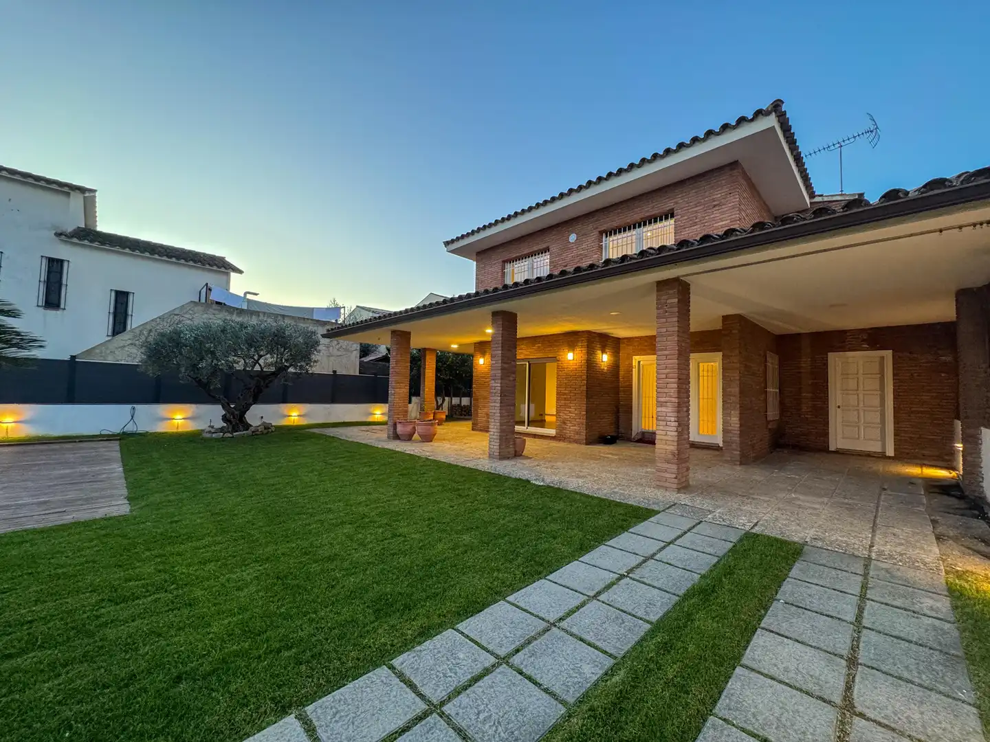 Detached house with pool to rent in Carrer dels Capitans de Mar, imagen 3