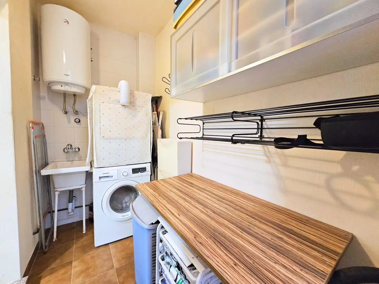 Kitchen of Flat for sale in Cartagena  with Air Conditioner, Parquet flooring and Terrace