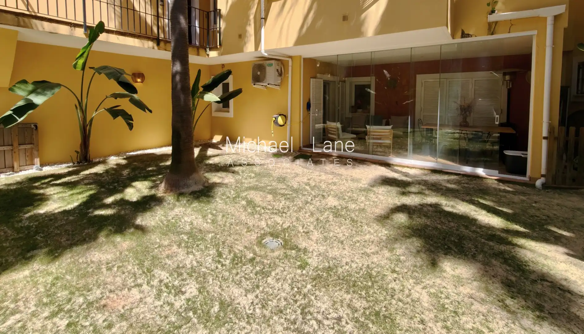 Garten von Wohnung zum Verkauf in Sotogrande mit Klimaanlage, Privatgarten und Terrasse