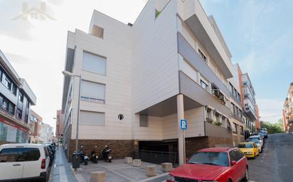 Exterior view of Flat for sale in Majadahonda  with Air Conditioner
