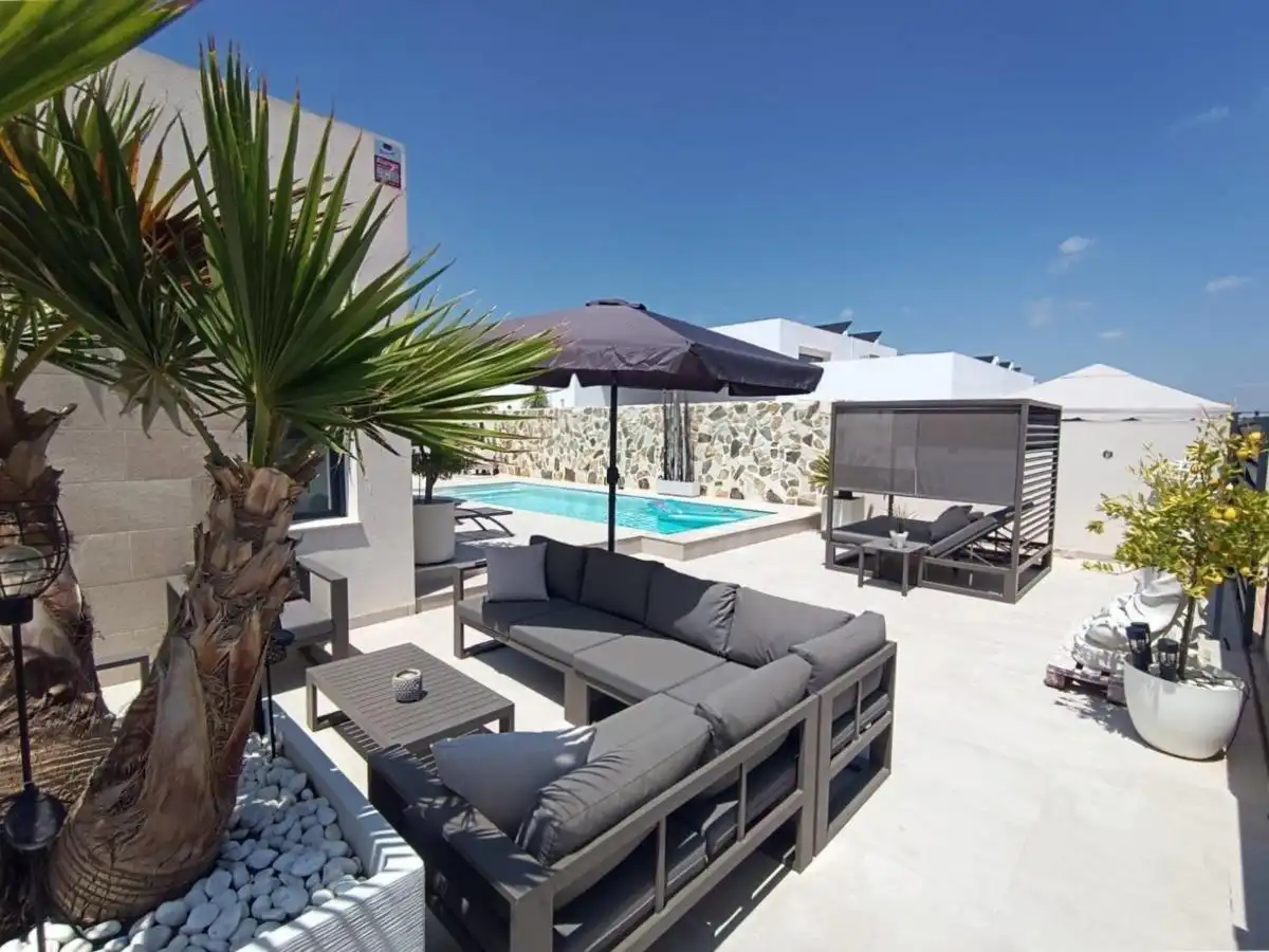 Villa mit Pool zum Verkauf in Daya Nueva, imagen 3