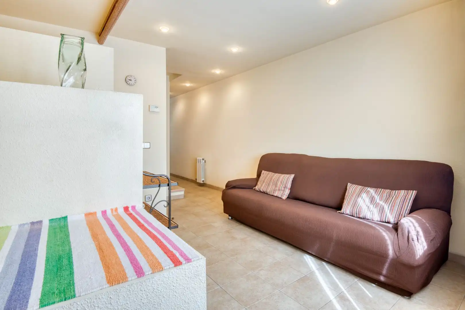 Sala d'estar de Casa adosada en venda en Palamós amb Calefacció i Terrassa