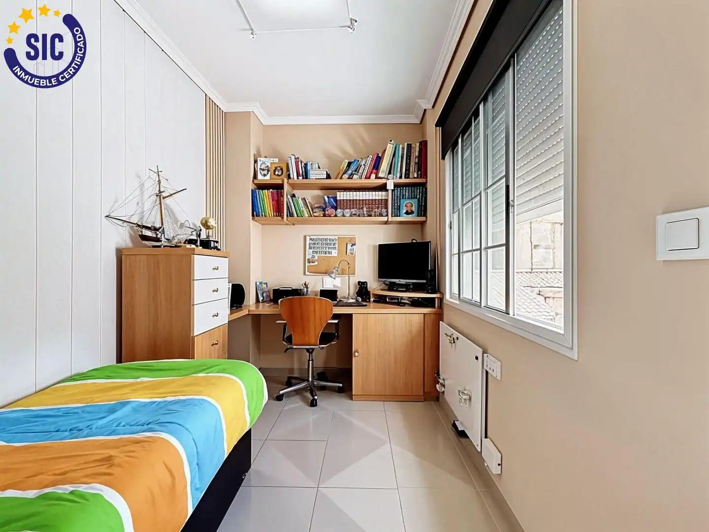 Habitación de Casa o chalet en venta en Valencia con Aire acondicionado, Calefacción y Parquet
