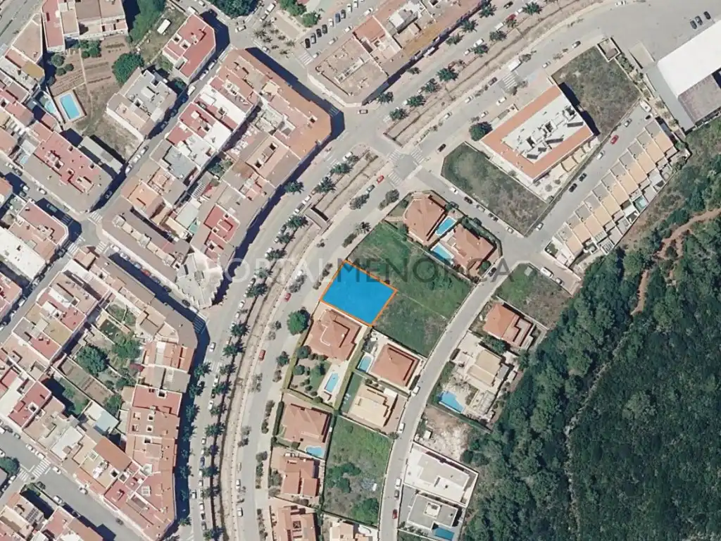 Terreny residencial en venda a Ferreries poble, imagen 3
