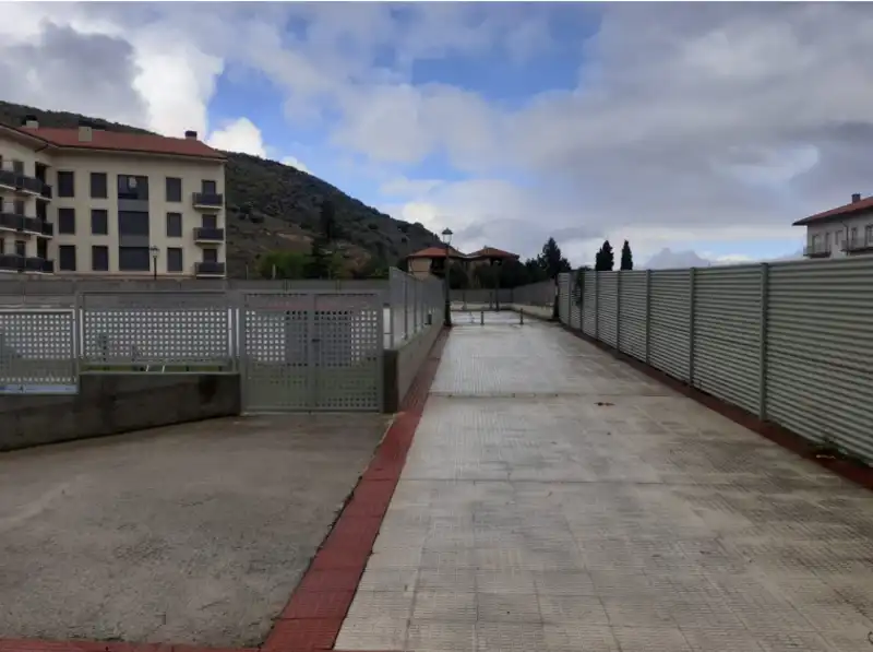 Residencial en venta en ELISEO CADARSO, Ezcaray
