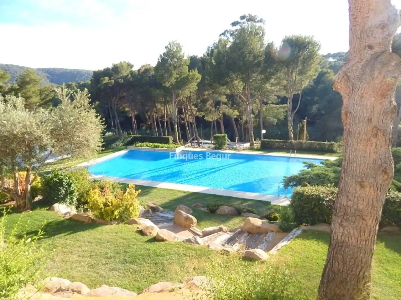 Piscina de Apartament en venda en Palafrugell amb Calefacció, Terrassa i Moblat