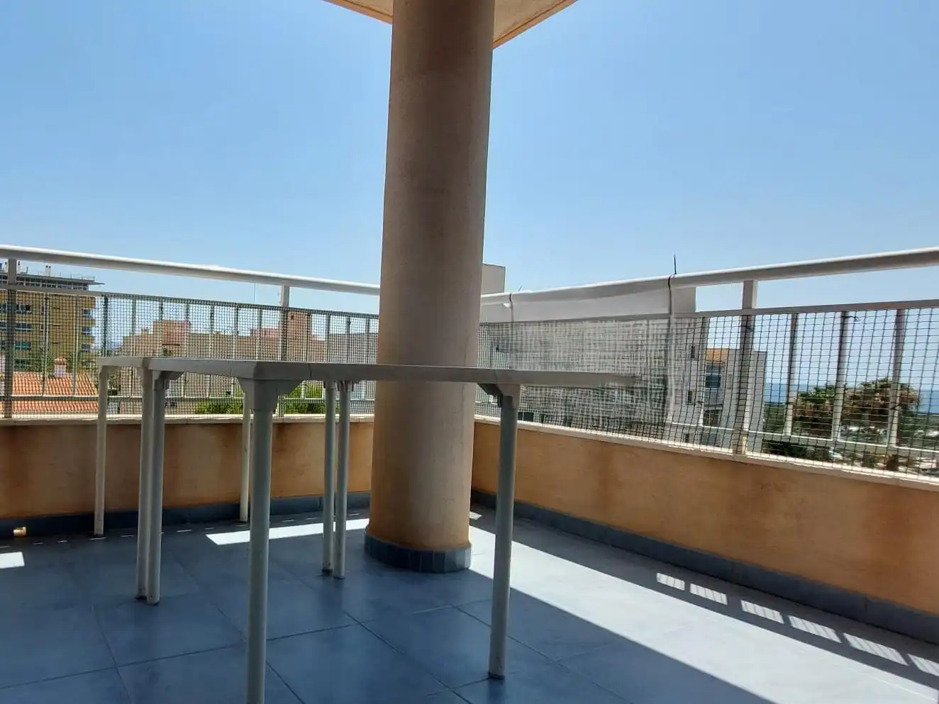 Terrassa de Apartament en venda en Águilas amb Terrassa, Balcó i Piscina comunitària
