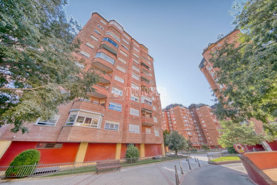 Vista exterior de Pis en venda en Valladolid Capital amb Calefacció i Terrassa