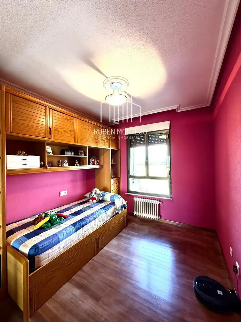 Bedroom of Flat for sale in Salamanca  with Heating, Terrace and Storage room