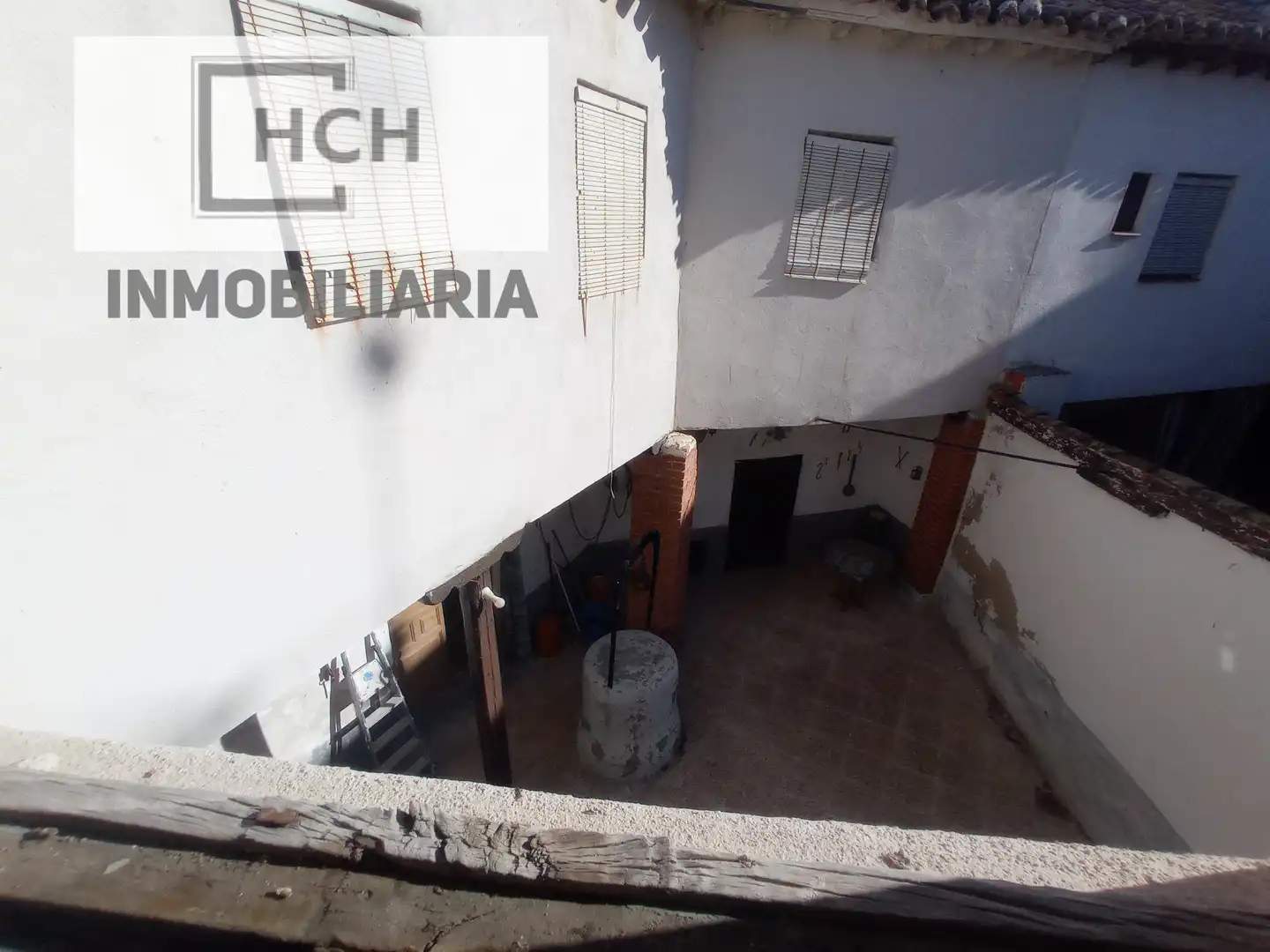 Vista exterior de Finca rústica en venda en La Puebla de Montalbán amb Traster, Moblat i Balcó