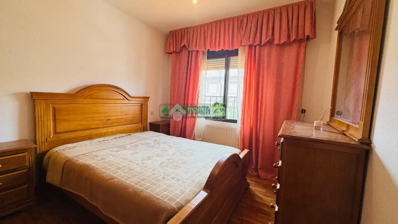 Vivienda con jardín en venta en Bargas, imagen 31