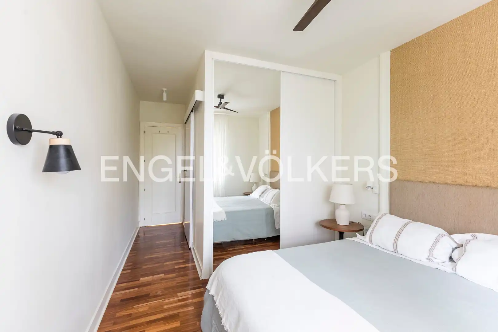 Bedroom of Flat for rent in Madrid  with Air Conditioner, Heating and Terrace