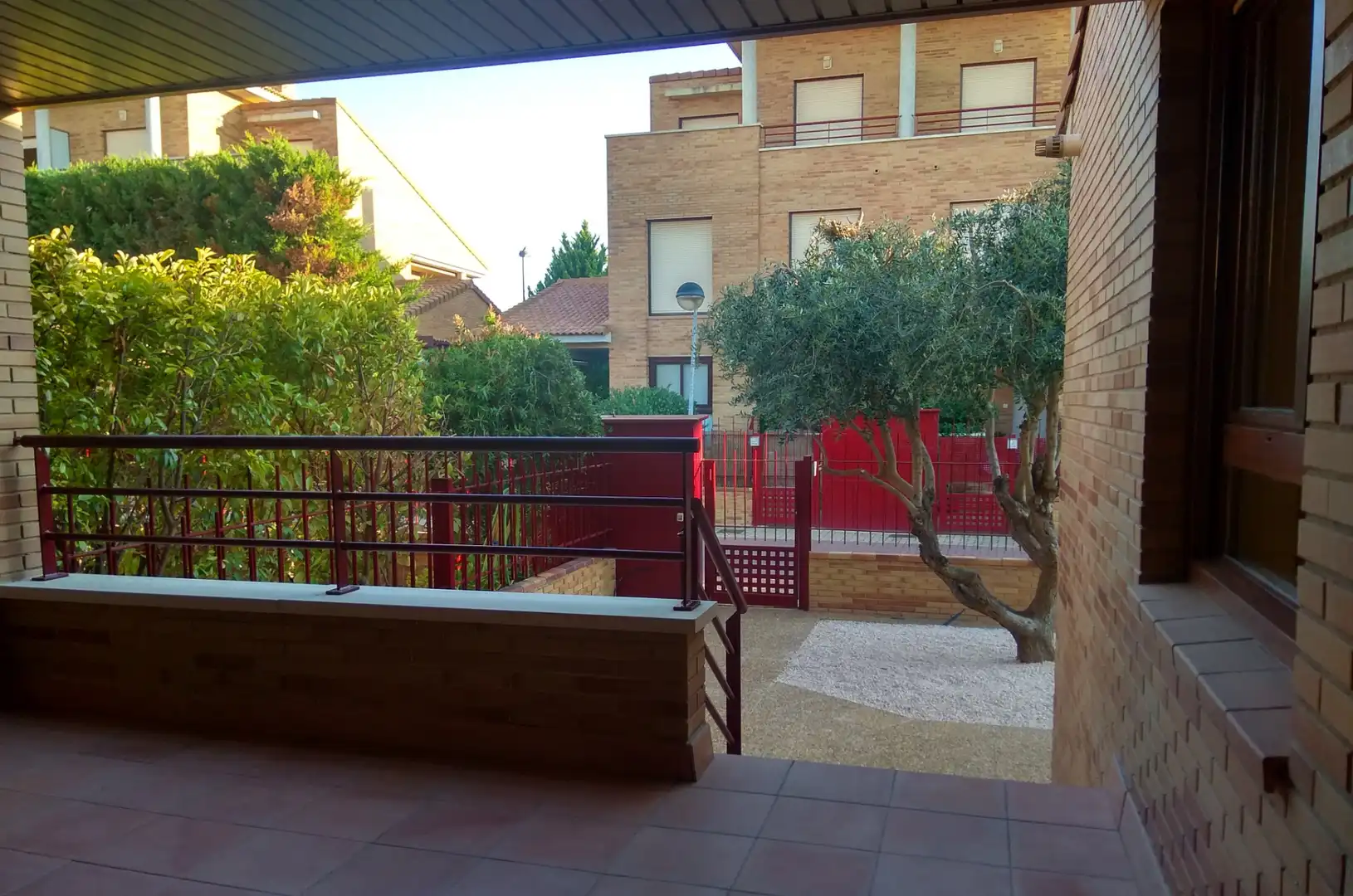 Terrace of Houses for sale in Zaragoza  with Air Conditioner, Private garden and Parquet flooring