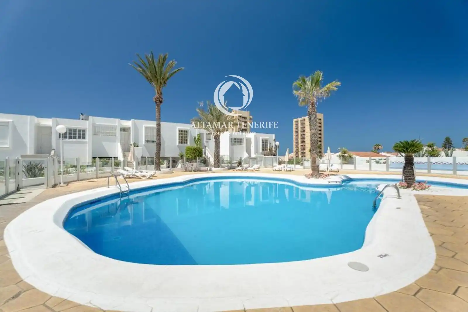 Apartamento con piscina en venta en Av. la Habana, 14B