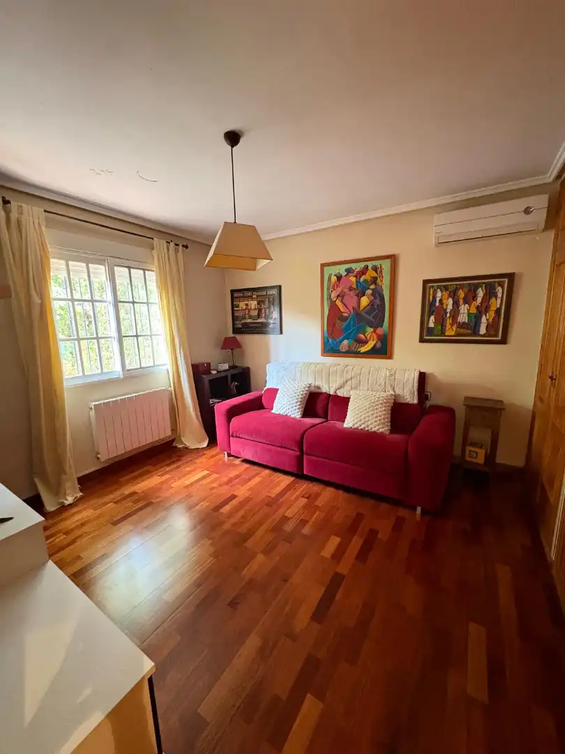 Haus oder Chalet zur Miete in Riba-roja de Túria, Valencia
