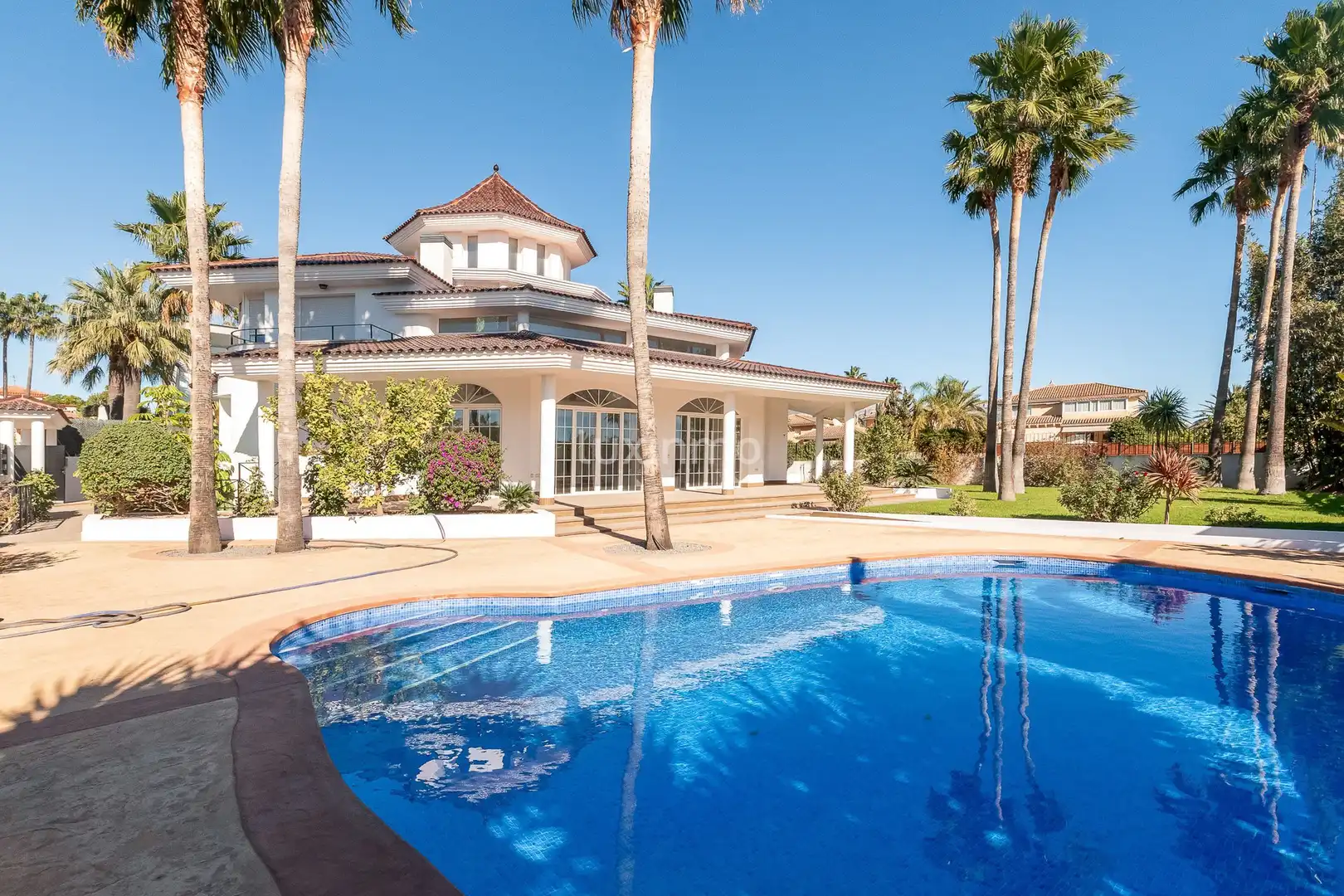Exterior view of Houses for sale in L'Alfàs del Pi  with Air Conditioner, Terrace and Storage room