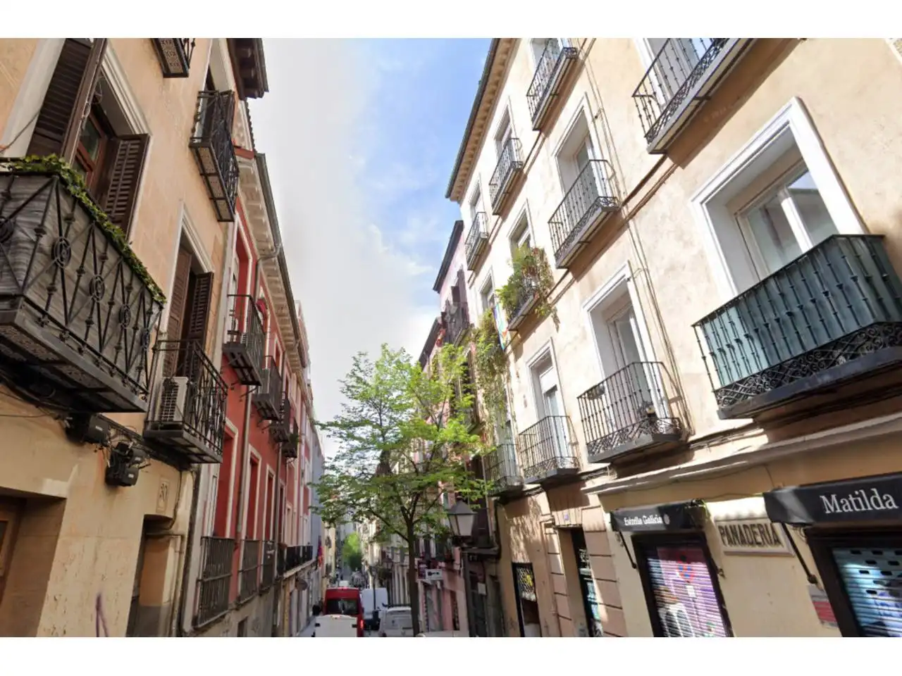 Flat with terrace for sale in Barco