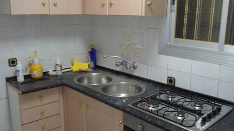 Foto 3 de Piso en venta en Carrer de Pere Pelegrí, Pubilla Cases, L'Hospitalet de Llobregat