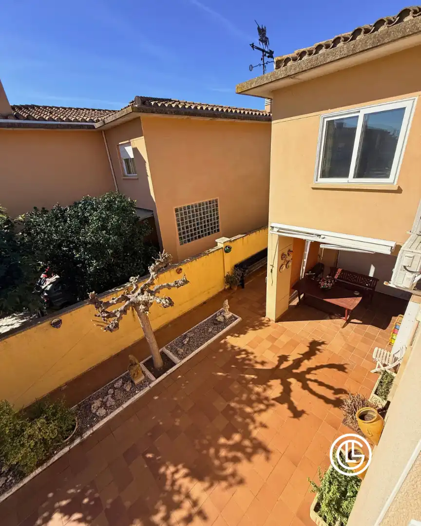 Terrassa de Casa adosada en venda en Vila-sacra amb Calefacció, Jardí privat i Terrassa