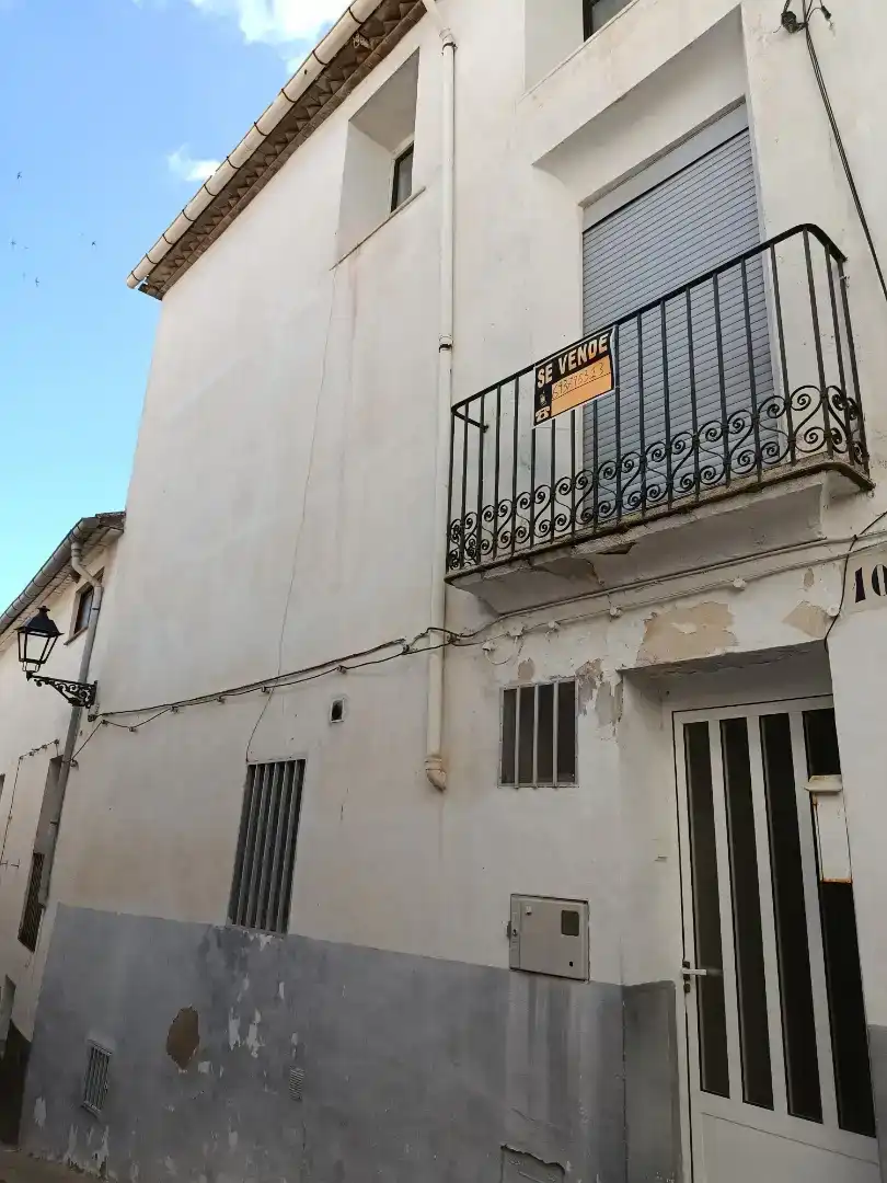 Vista exterior de Casa adosada en venda en Benilloba