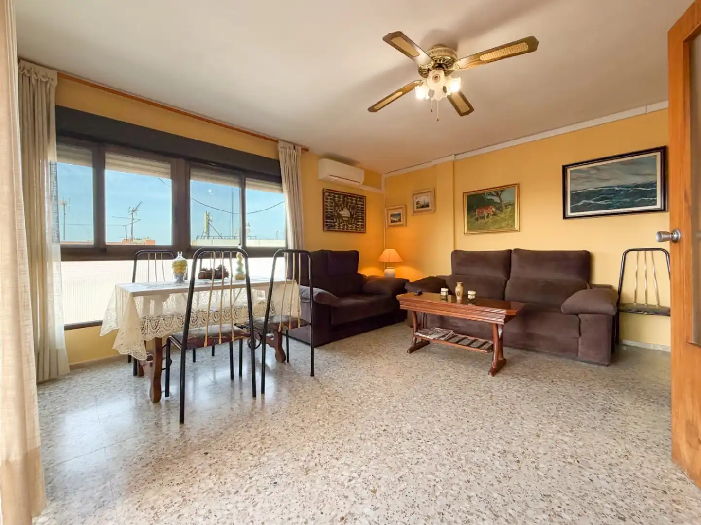 Wohnzimmer von Wohnungen zum Verkauf in El Campello mit Klimaanlage