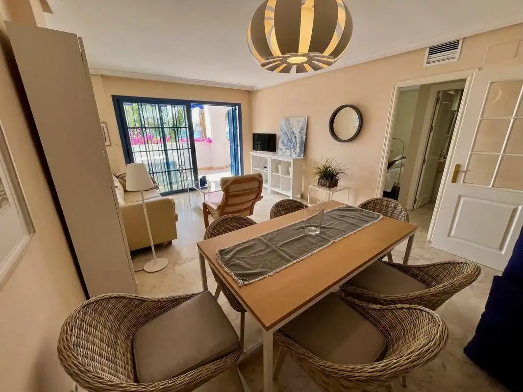 Comedor de Apartamento en venta en Almuñécar con Aire acondicionado, Terraza y Trastero