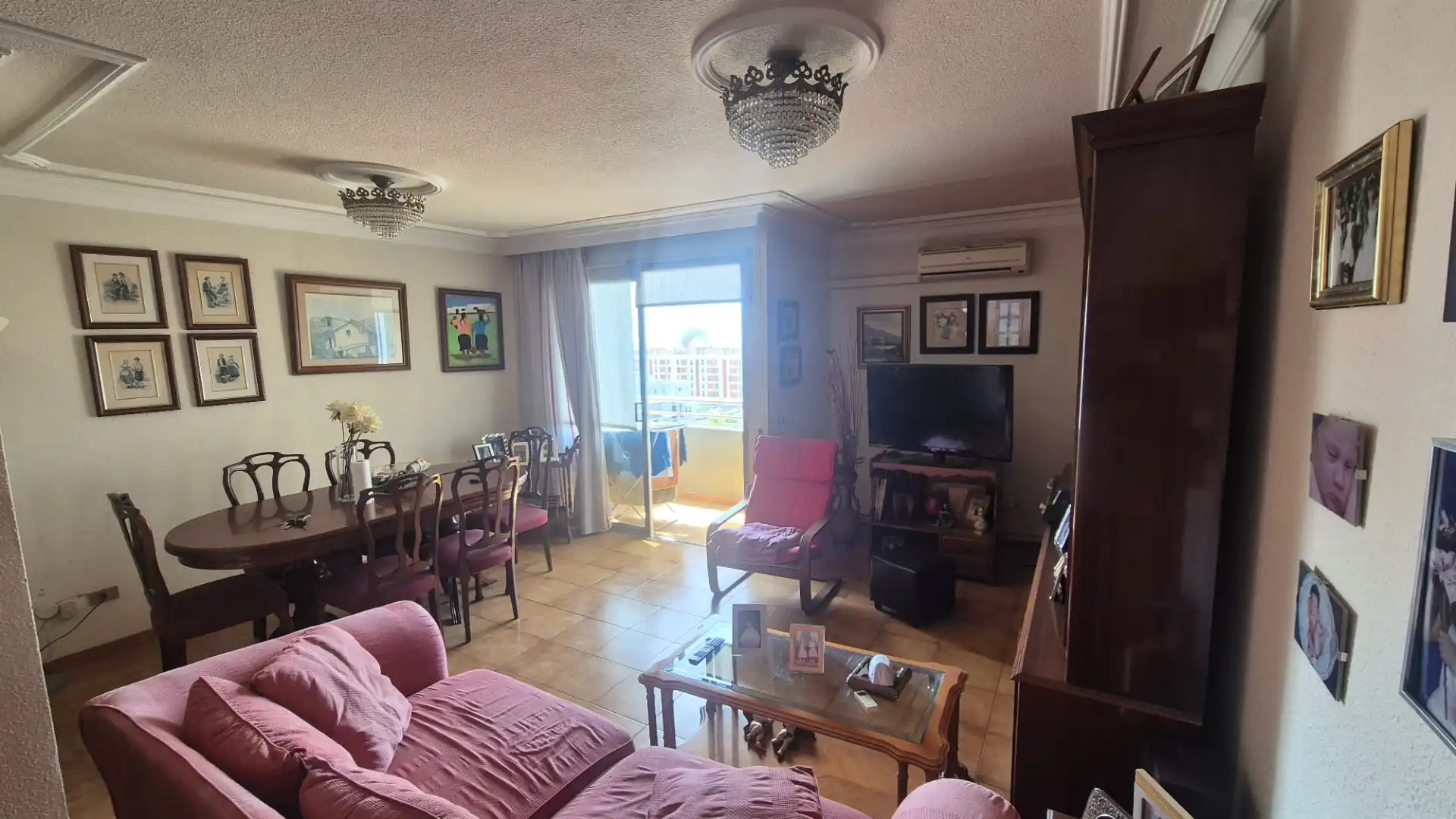 Living room of Flat for sale in Santa Cruz de Tenerife  with Air Conditioner, Heating and Furnished