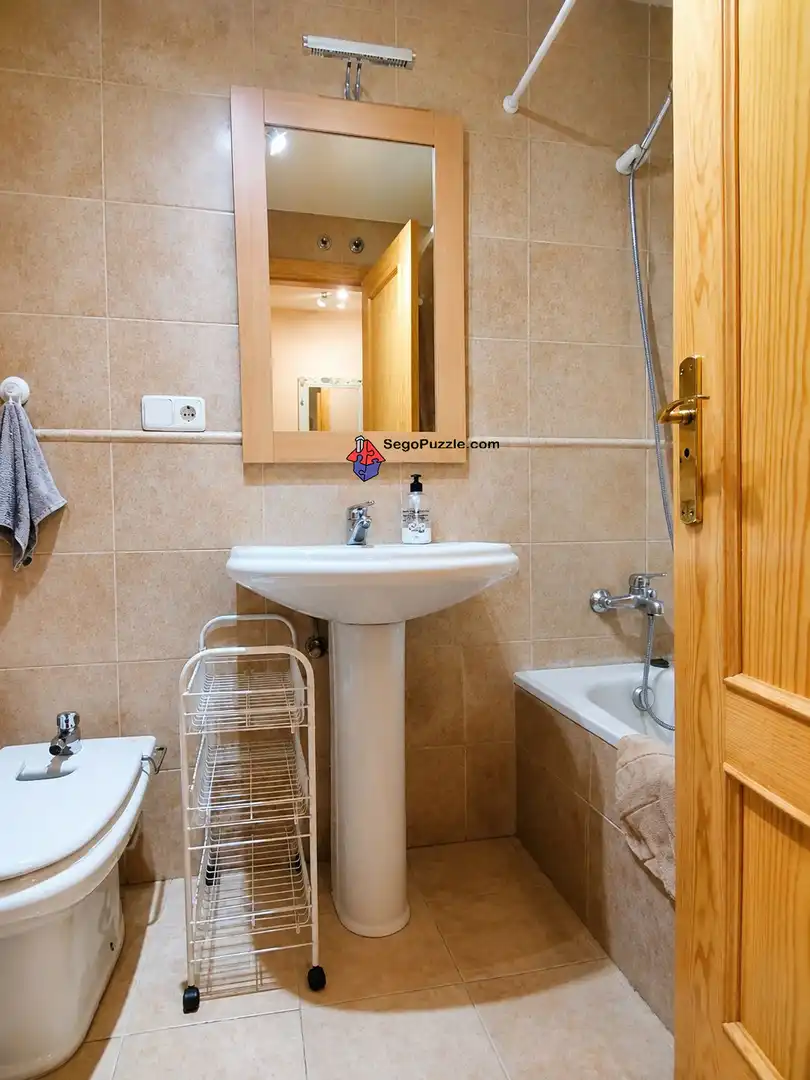 Badezimmer von Wohnung zum Verkauf in Bernuy de Porreros mit Heizung, Terrasse und Abstellraum