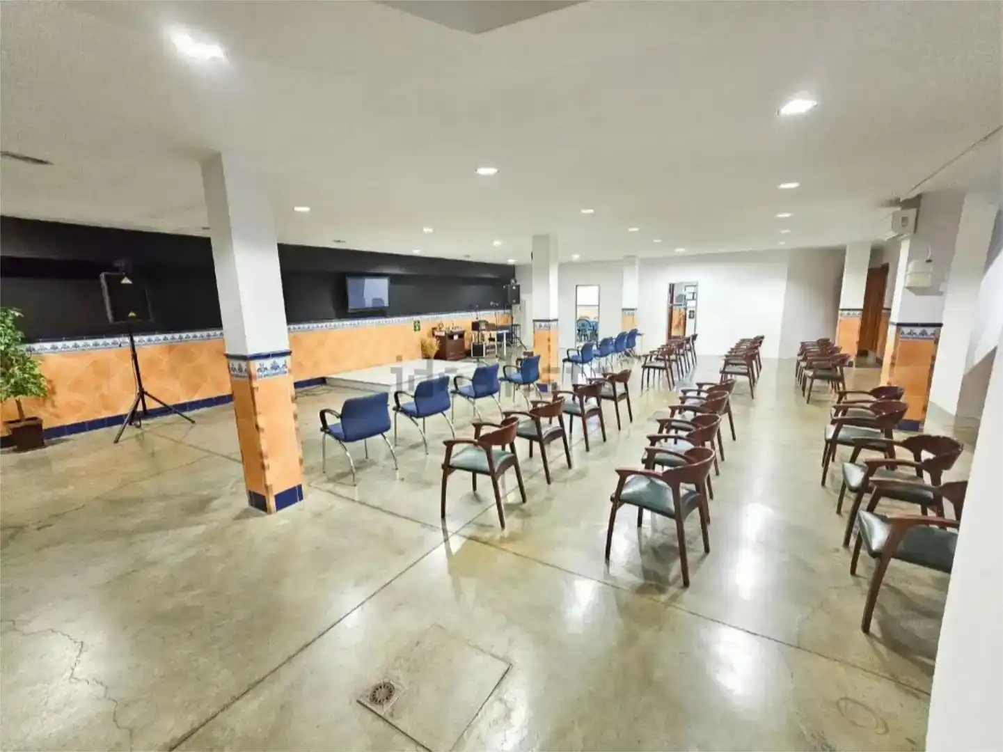 Piso en venta en La Algaba con Aire acondicionado, Trastero y Amueblado