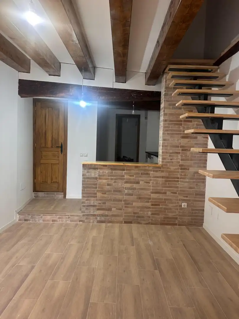 Houses for sale in El Hoyo de Pinares   with Terrace, Storage room and Balcony