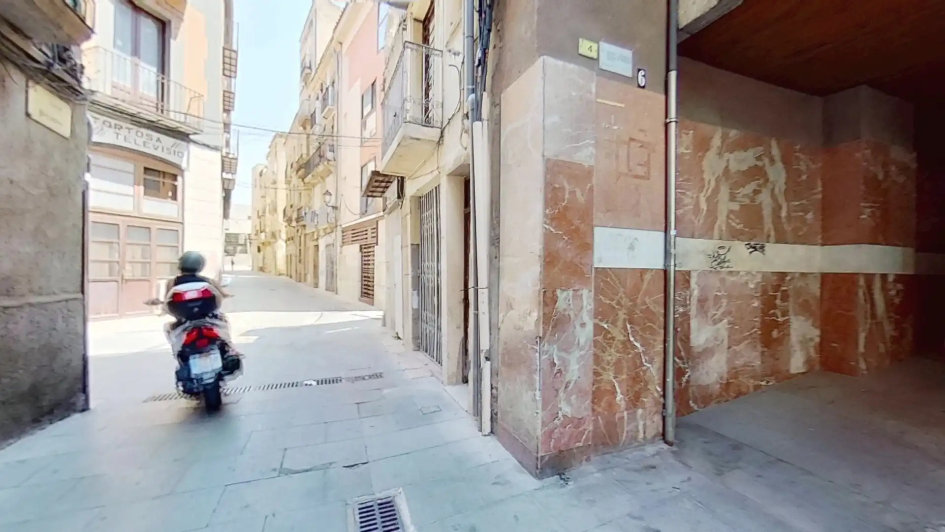 Vista exterior de Pis en venda en Tortosa amb Terrassa