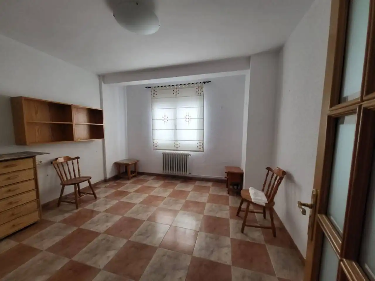 Sala d'estar de Casa o xalet en venda en Baza amb Calefacció i Terrassa