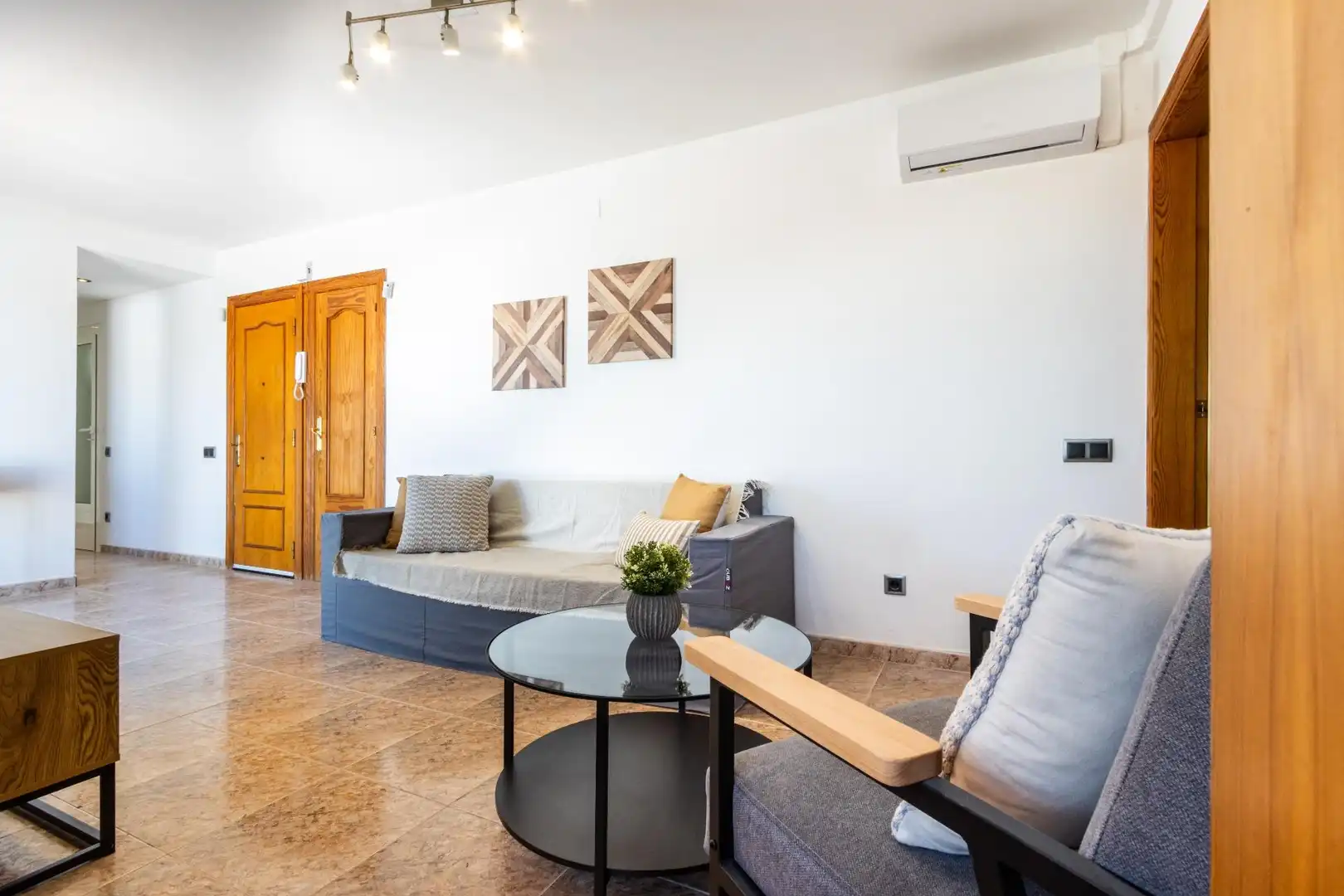 Wohnzimmer von Dachboden zum Verkauf in Terrassa mit Klimaanlage, Heizung und Terrasse