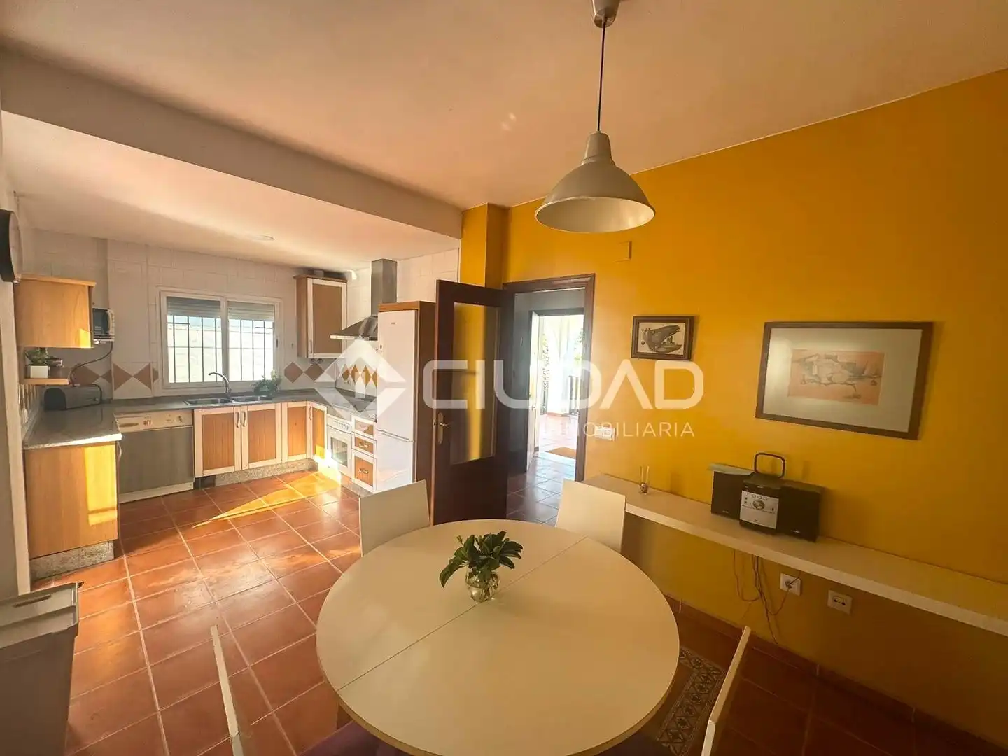 Cuina de Casa adosada en venda en Sanlúcar de Barrameda