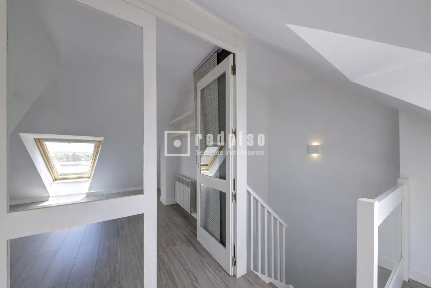 Habitación de Ático en venta en Pozuelo de Alarcón con Calefacción, Jardín privado y Terraza