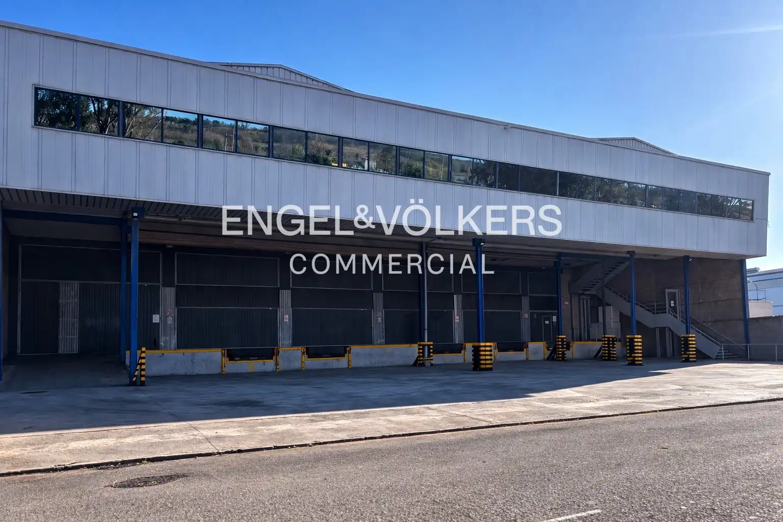 Exterior view of Industrial buildings for rent in El Prat de Llobregat