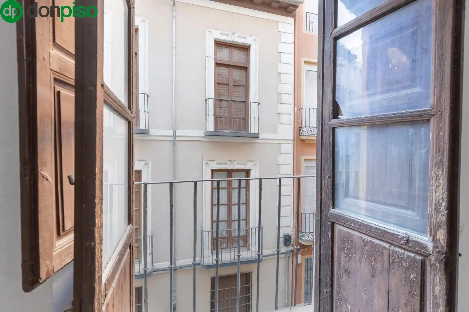 Casa con terraza en venta en Calle CONDE DE LAS INFANTAS, imagen 5