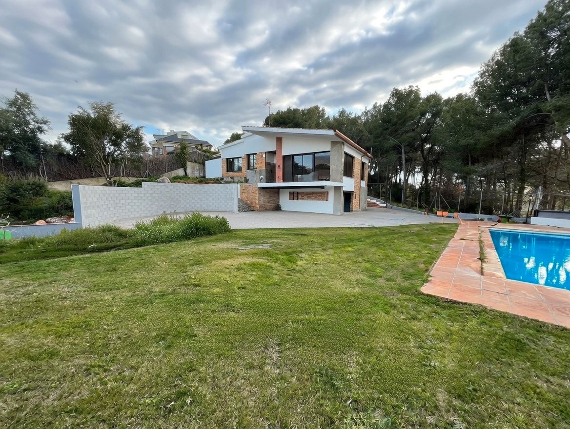 Exterior view of Houses for sale in Matadepera  with Air Conditioner, Heating and Private garden